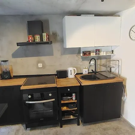 Fjaka, Old Stone House * Kaštela