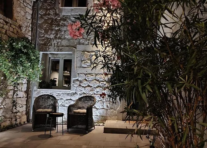 Appartamento Fjaka, Old Stone House *